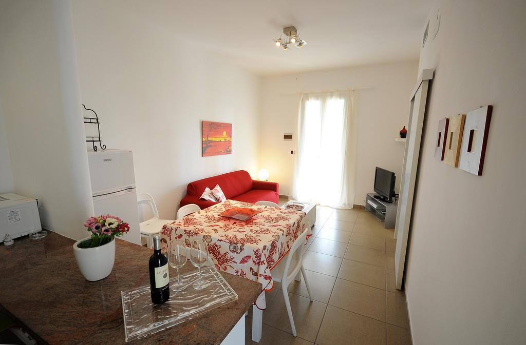 Baia Verde Apartments غالّيبولي الغرفة الصورة